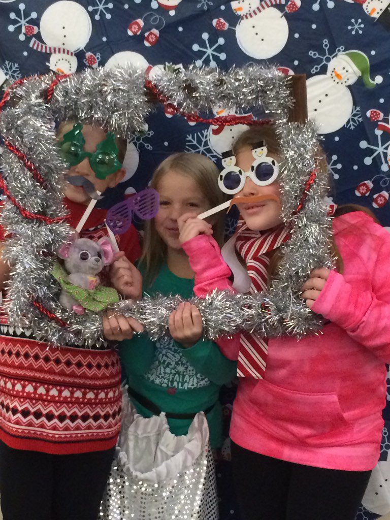 Mrs. Lucas' Owls tweet media