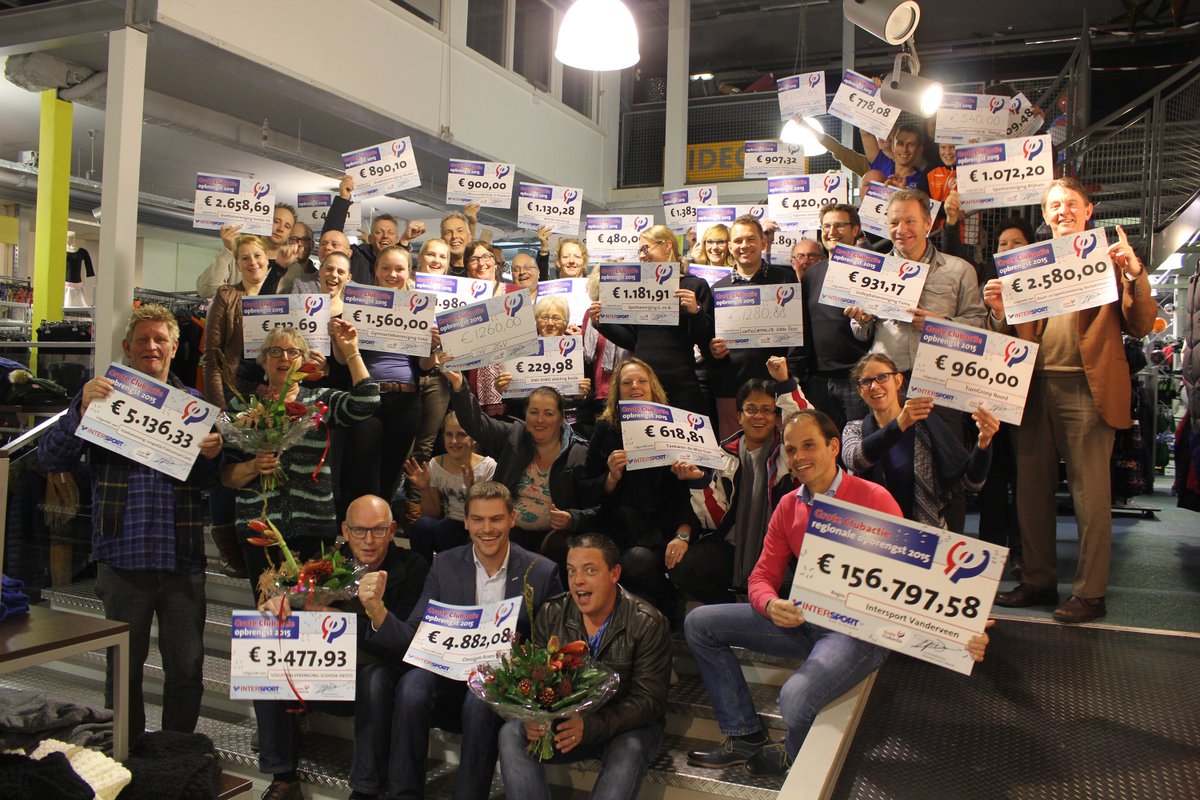 WVAssen's tweet photo. ...en hierbij nog de groepsfoto van afgelopen dinsdag met alle aanwezigen @Clubactie @IntersportNL @VanderveenAssen https://t.co/CN1sqVe5kV