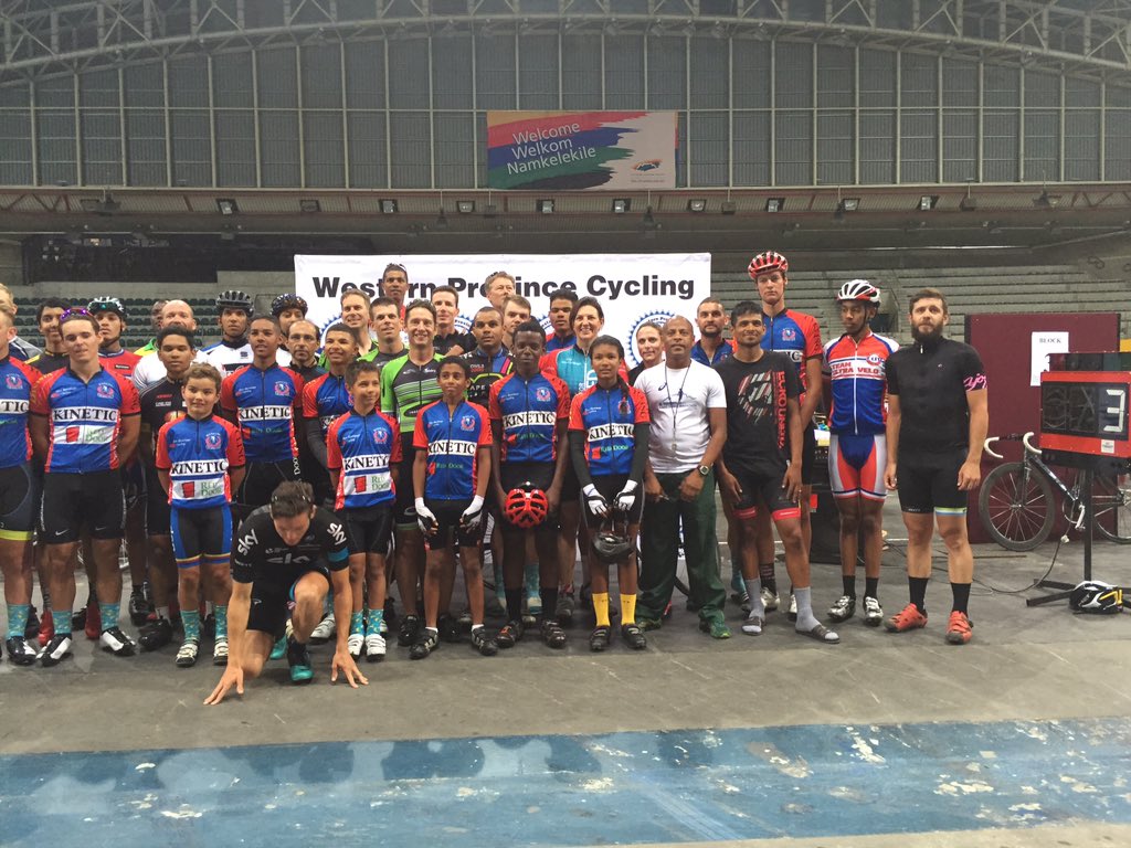 An evening with #2012ScratchChampion  <a href="/swiftybswift/">Ben Swift</a> <a href="/HotChillee/">Hotchillee</a> <a href="/shameegsalie/">Shameeg Salie</a> <a href="/thehoffnolan1/">thehoffnolan</a> 
#BellvilleVelodrome