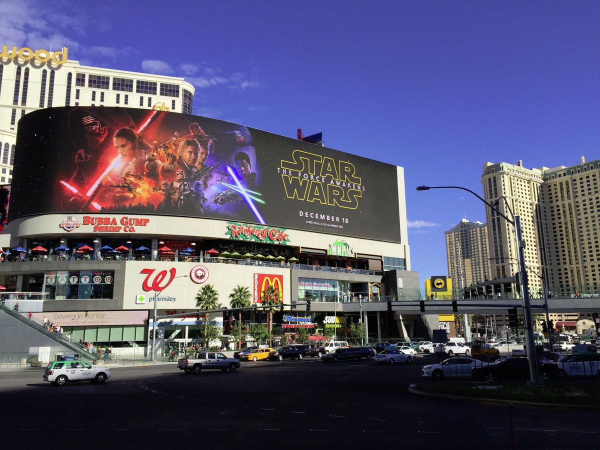 HarmonCorner's tweet photo. 1 day until @starwars @EpisodeVII #theforceawakens. @HarmonCorner &amp; @BrandedCities are ready, are you? https://t.co/X3XVTeZZqZ