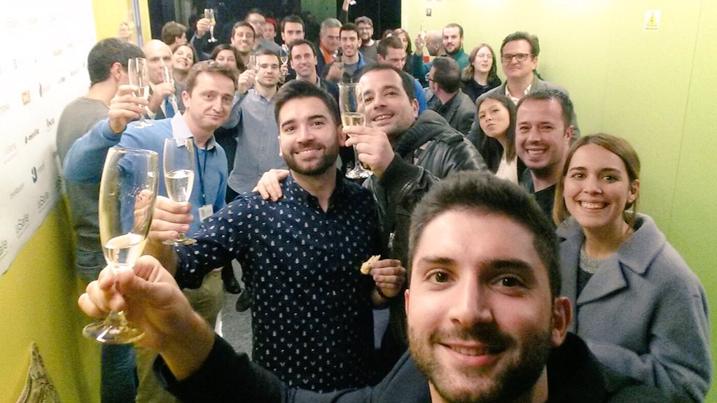 LaSalleTechnova's tweet photo. .@LaSalleTechnova y todas sus #startups os felicitan las fiestas https://t.co/MDHmRwgje6