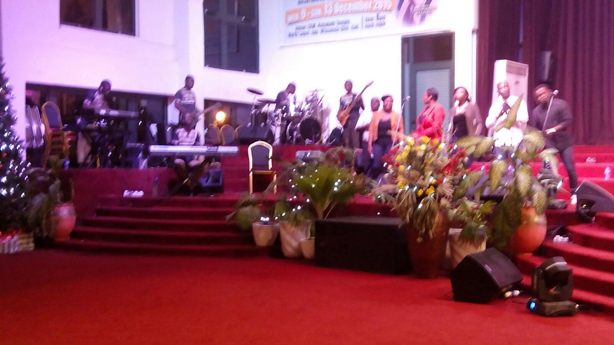 XtianEventsgh's tweet photo. #blastfromthepast with #GhCE
#remembernowconcert @ec12onetv
#tbt https://t.co/rxP1JXsIOu