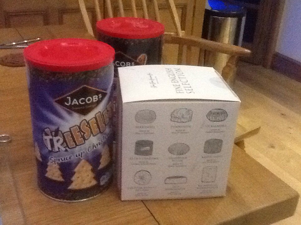 MGoatsClass's tweet image. Next term we are learning about drums and Jamaica. Try to save some containers that would be good to make a drum.