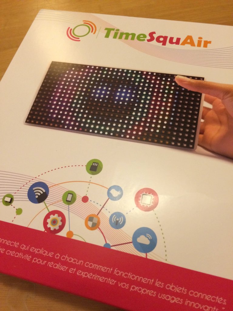 gael_duval's tweet image. Ah ah j'ai reçu mon TimeSquair ! Et déjà quelques idées pour l'utiliser... #IoT #RaspberryPi @TheThingBox