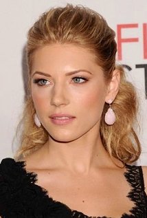 Happy Birthday to Katheryn Winnick (38)   