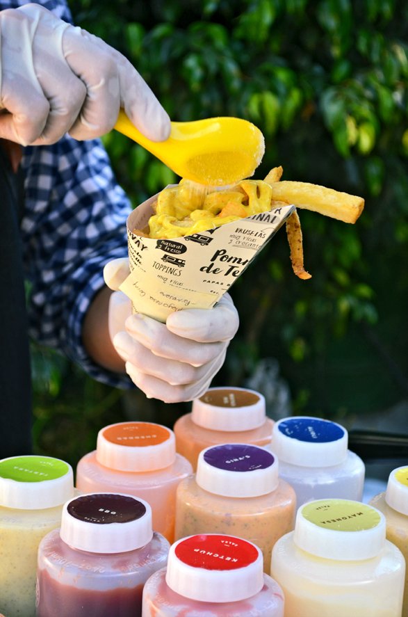 ¿Con cuál salsa te gustaría probar tus Pommes de Terre? visita nuestro menú en pommesdeterre.com.ar #foodie