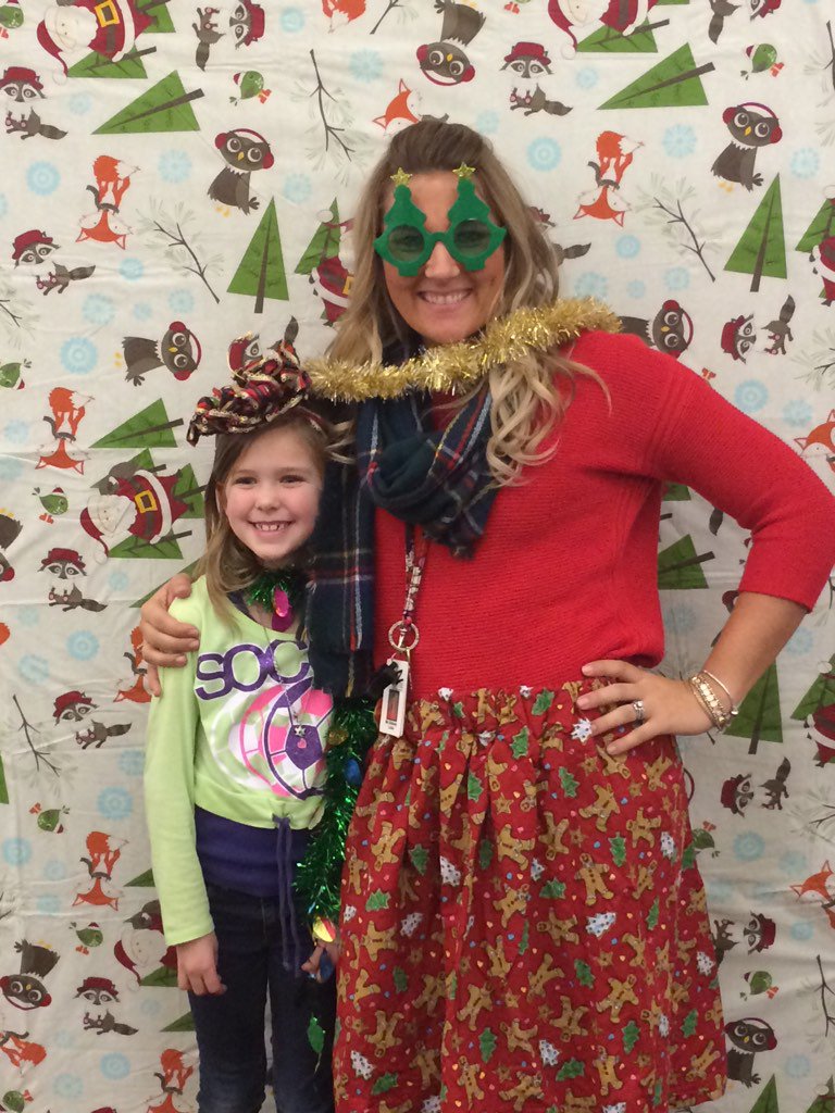 Mrs. Lucas' Owls tweet media