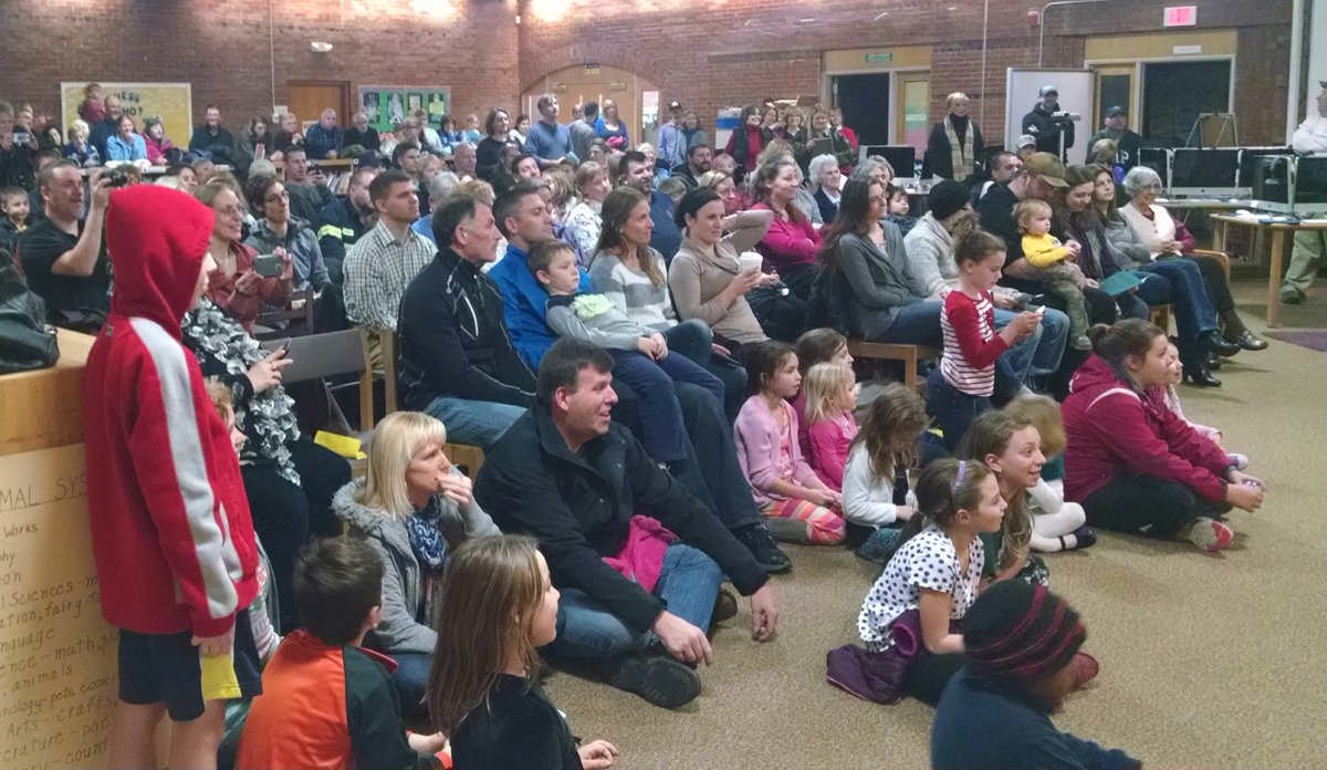 Standing room only at DSFC Concert! Even Frosty the Snowman was there! <a href="/Super_GPS/">Greenfield Public Schools</a>