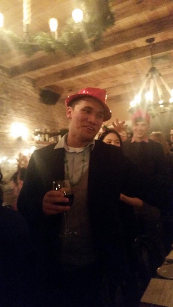 shearsjames's tweet photo. #DMSHoliday2015 https://t.co/FGU7Nu5jpB
