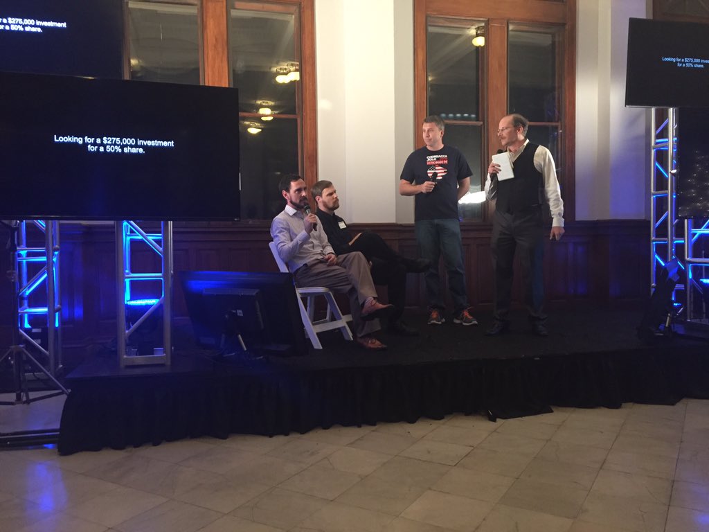 Knox_ec's tweet image. S/O to @EinsteinImprov for bringing their humor and talent to #CodeWorks Demo Day!