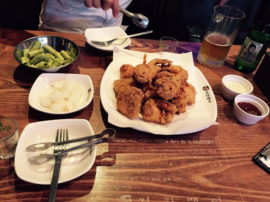 아 치킨먹고 싶다~
blog.naver.com/ggomae1123/220…