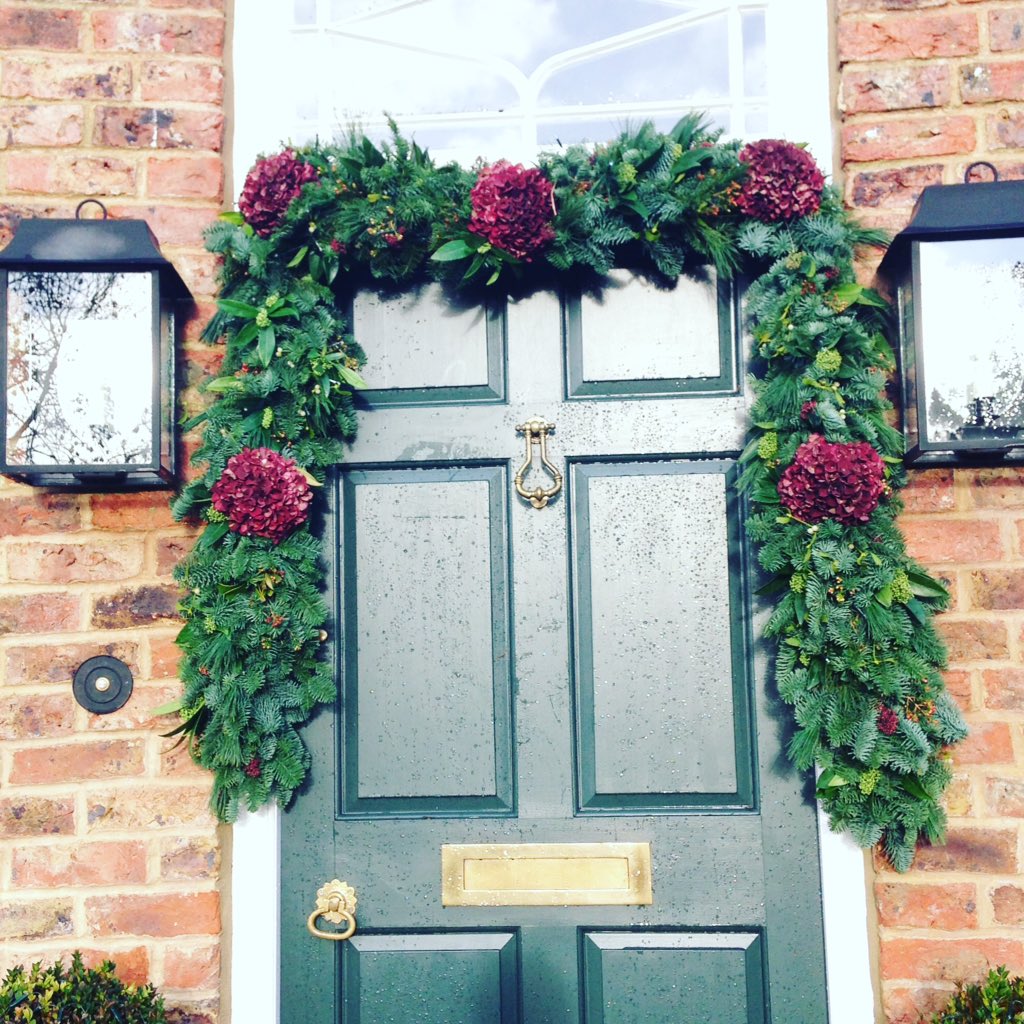 FloralPride's tweet photo. A beautiful garland created and installed yesterday. #cristmas #freshgarland #handmade #madeinripon #riponmade https://t.co/aavjZp2SV8