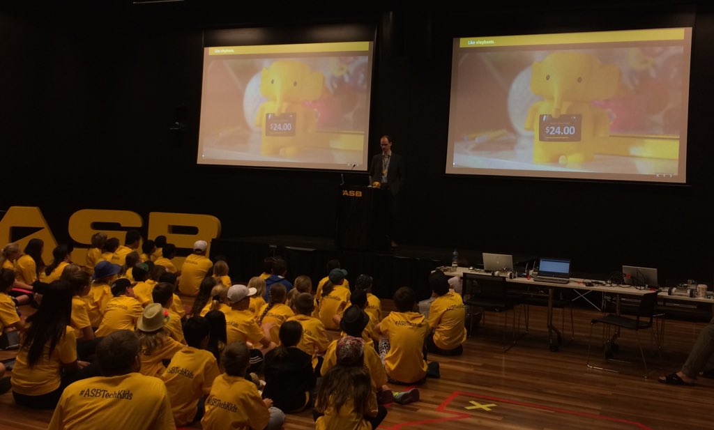 AnnaBru's tweet photo. #ASBTechKids day 2, kids learning about the awesomeness that is #CleverKash @ASBBank @OMGTechRangers https://t.co/cIP8FZEwEO