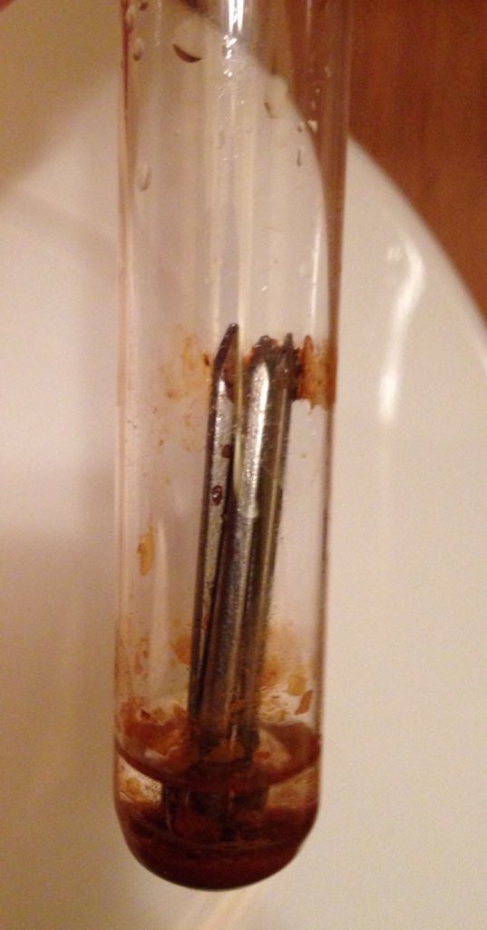 EmilyPrevCons's tweet image. Experiment progression #chemistryforconservators