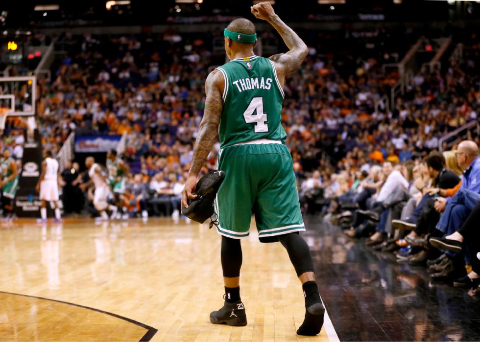 RT To vote Isaiah Thomas into the All-Star game!! #NBAVote

Averaging 21.2 points &amp; 6.6 assists this season! 🔥🔥🔥