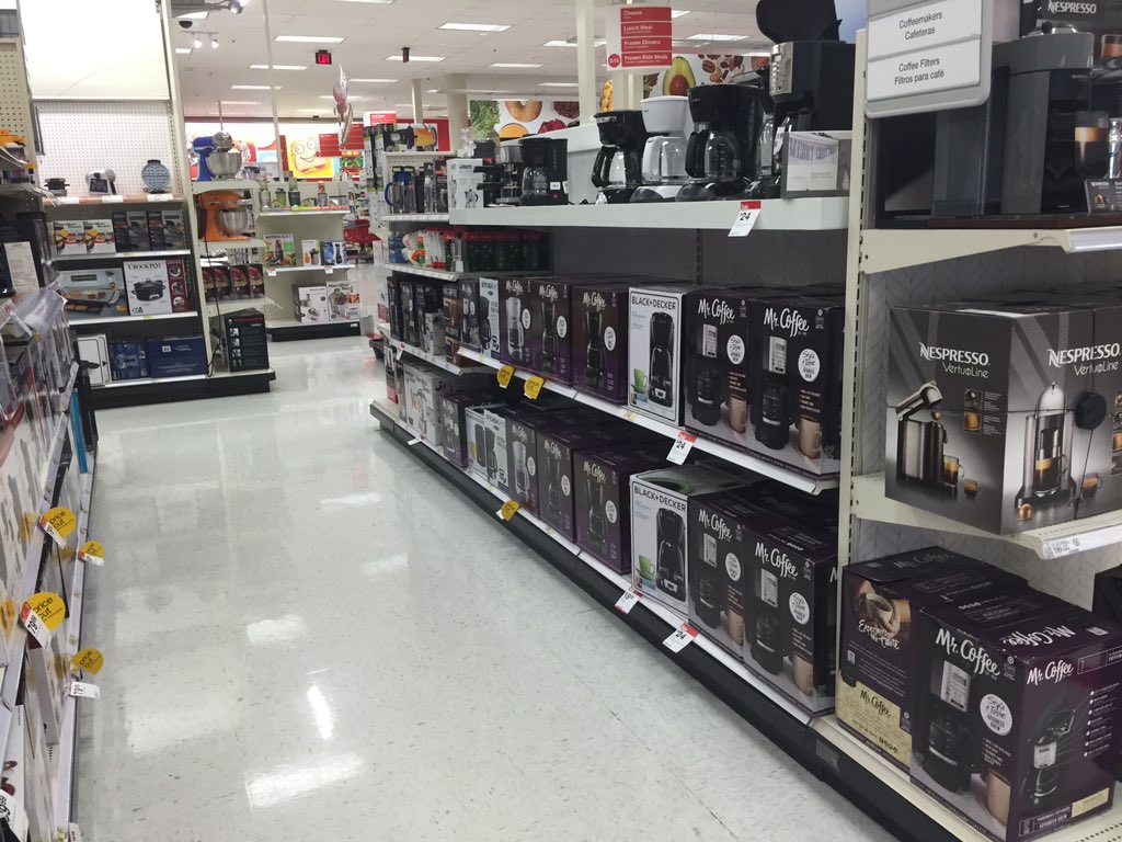jimmy_0802's tweet photo. No outs in appliances at #2187! Nice job Taylor, Eric and Andres!  #gosales @jolly_reba @jolene_macias @LCalhoun_23 https://t.co/PpvHXtLRQm