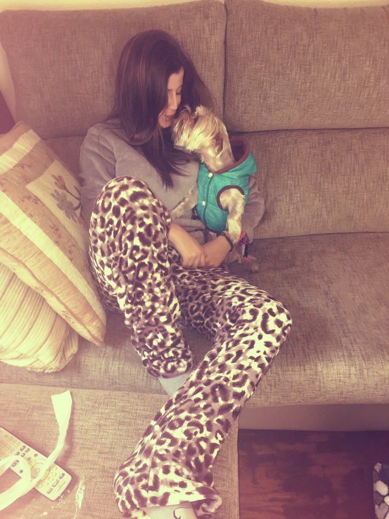 AnaHuertas96's tweet photo. #regalos #Madrid #pijama #perruchi https://t.co/KxsiDXbiF0