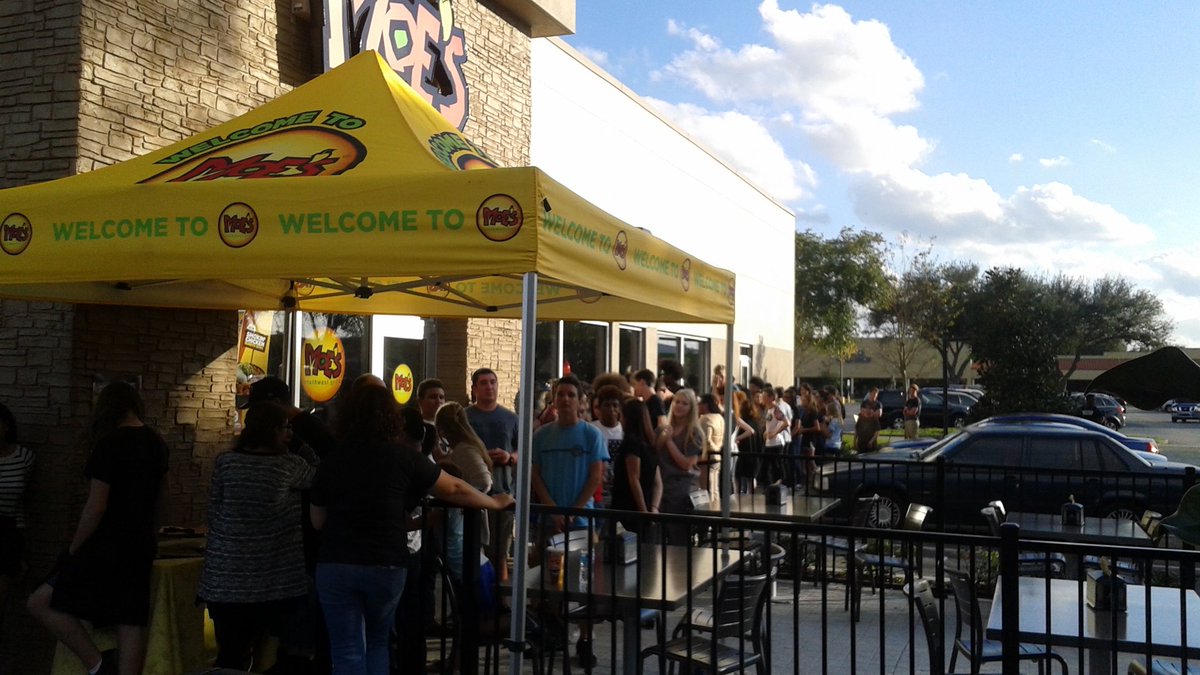 #OrangeCity in da house <a href="/UHSTitan/">UHS Student Section</a> <a href="/DeltonaHigh/">Deltona High</a>