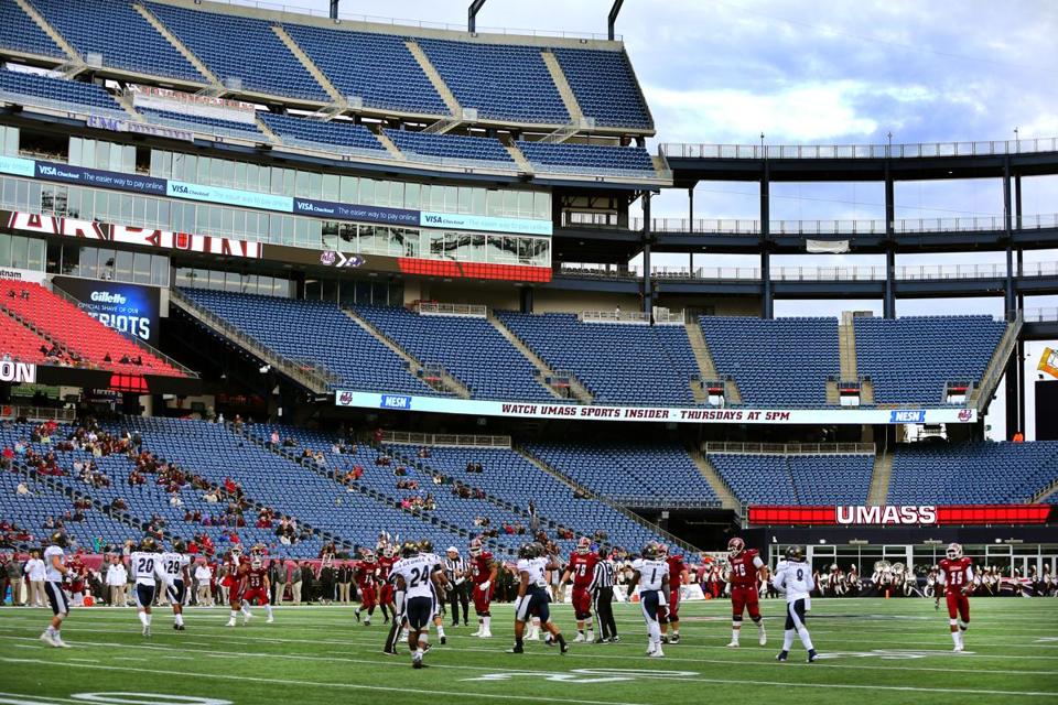 MyGlobeSouth's tweet photo. Kraft, Foxborough reach temporary deal on tickets revenue https://t.co/yLlehu9YIP https://t.co/flDRtuh50L
