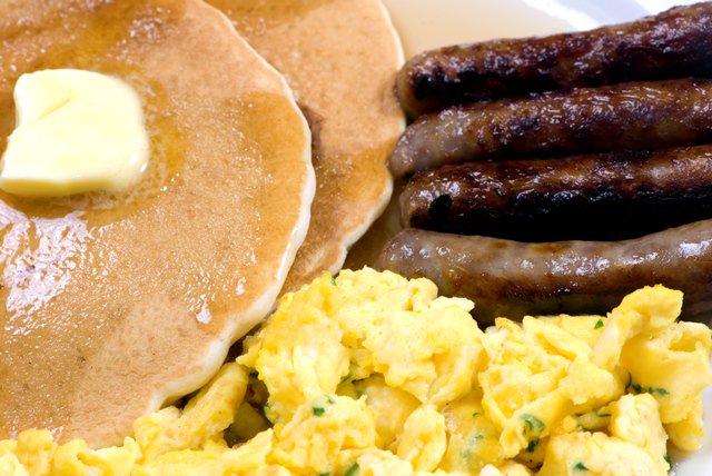 warriorYL's tweet photo. Pancakes, meet sausage and eggs. 
Breakfast, We love you.
#Tomorrowsgonnabetasty #ComeHungy https://t.co/yeTD7nrfya