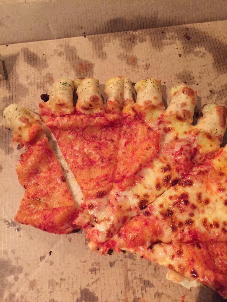 tc_TomCLare's tweet photo. When @pizzahutuk forget to give you half your cheese. #teamdominos https://t.co/trar3cTSsN