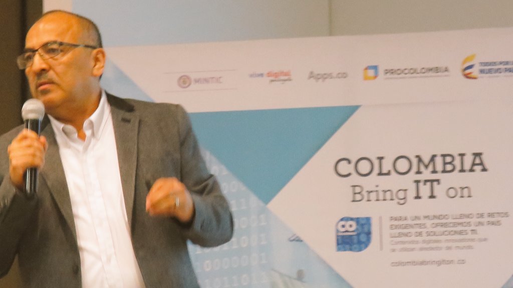 BDGuidance's tweet photo. Presentes en #RetosTI @PROCOLOMBIACO hablando de internacionalización e importancia de negociación @Ministerio_TIC https://t.co/KknFIj7nqO