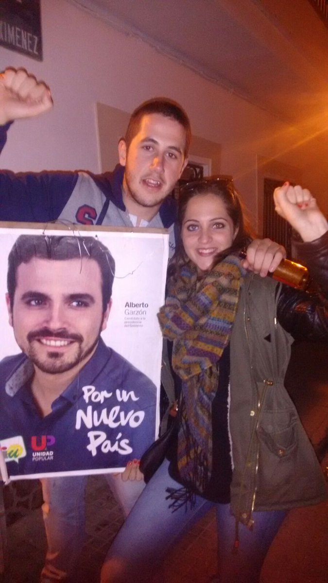 MariaCa776's tweet photo. #BesosconGarzon #IU-UP #PorUnNuevoPais https://t.co/ig8B30mLW2