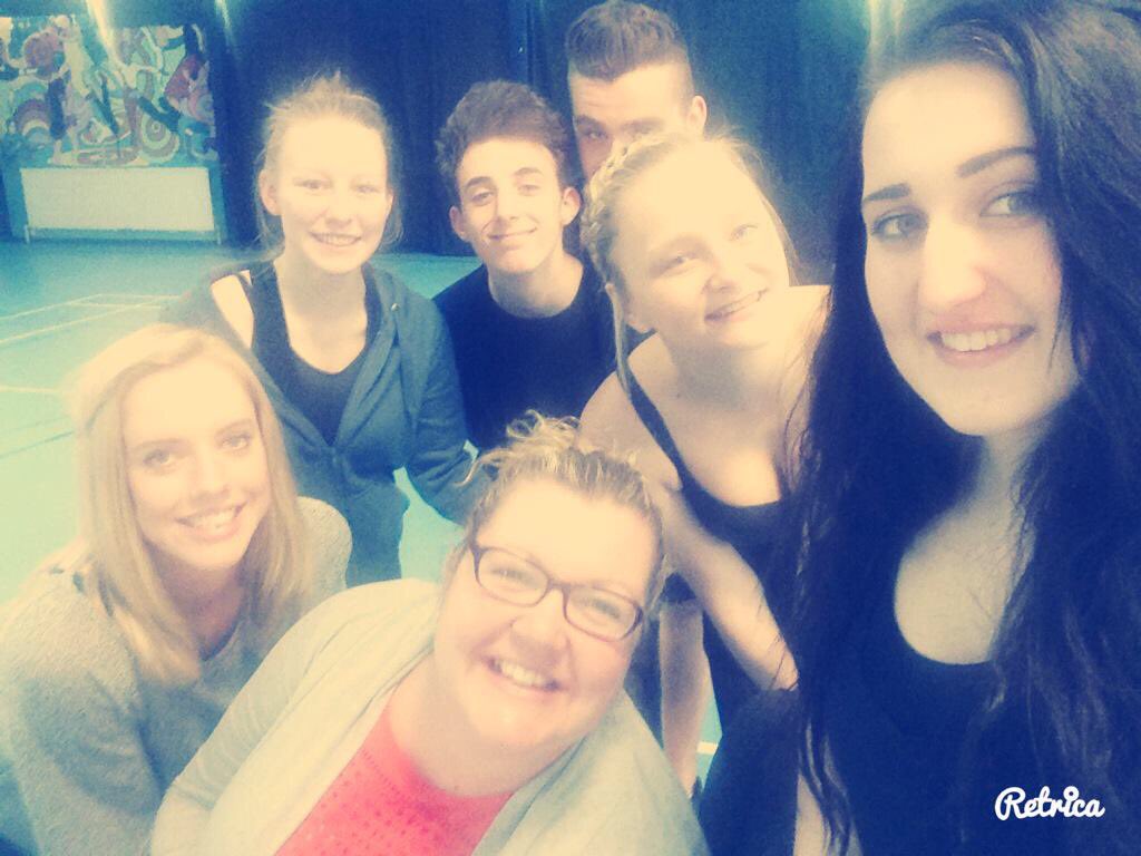 httpheather's tweet photo. Miss our dance family🌺 @justine_bird @CourteneyEllis4 @FCCDance https://t.co/OPttZqVzxC