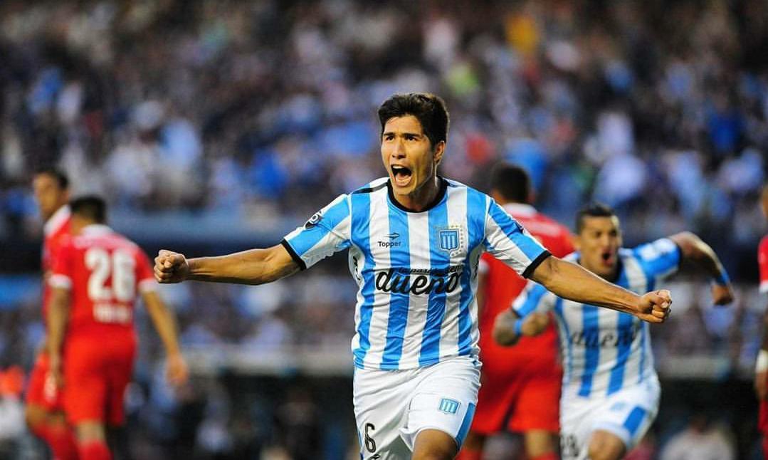 VamossCiclon's tweet photo. #RACxIND 1-2
#RacingCampeonDeLaLiguilla
PORTATE IN EUROPA GUSTAVO BOU E MANCUELLO! https://t.co/5onf2zIrga