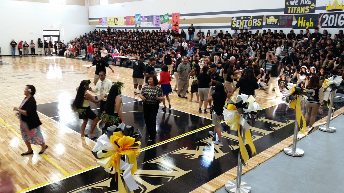 jermainealerta's tweet photo. Cha cha time at Tiyan High School! Congrats Titans! Great job DOE! @jfernand19 #guam #tiyanhighschool https://t.co/uHDWlUK2wM