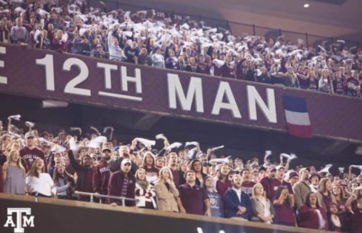 JManziel2's tweet photo. Let's ride @hubenak_j @conner_mcqueen #GigEm https://t.co/IBrVzaFcgA https://t.co/AbwzkNWpx4
