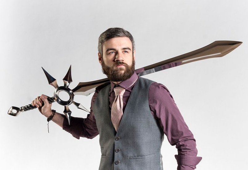 SummonersCon's tweet image. That face when your engage won the team fight... and you might be @RivingtonThe3rd. #LeagueOfLegends