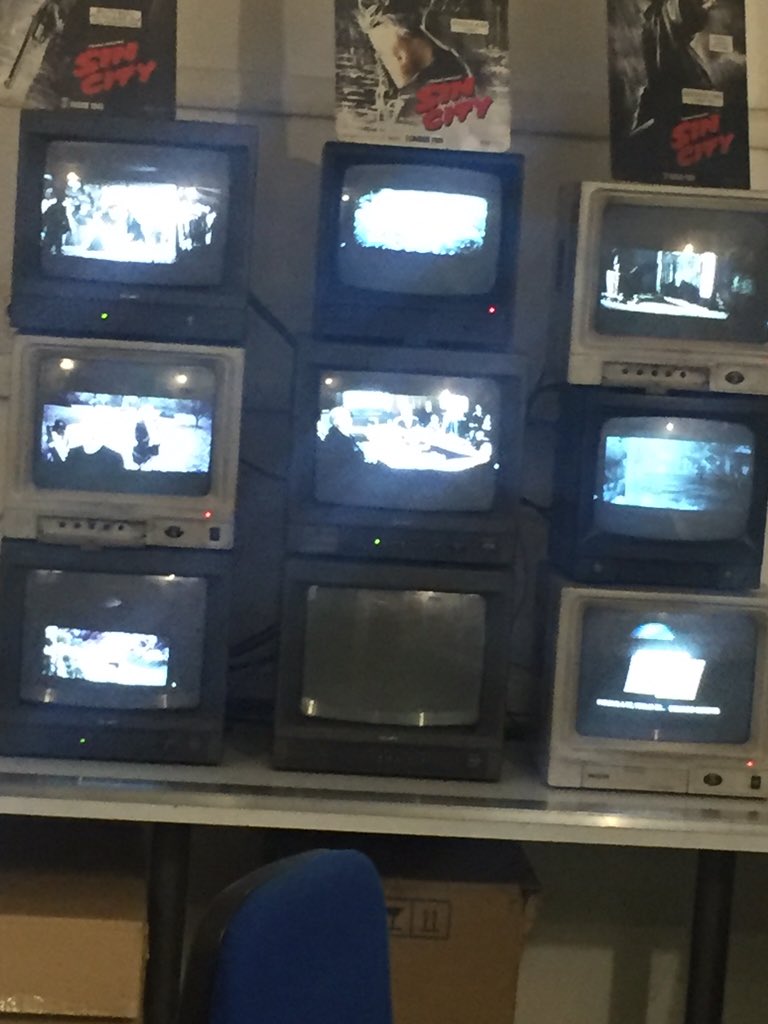 ManitaLab's tweet image. Anche stasera finito.