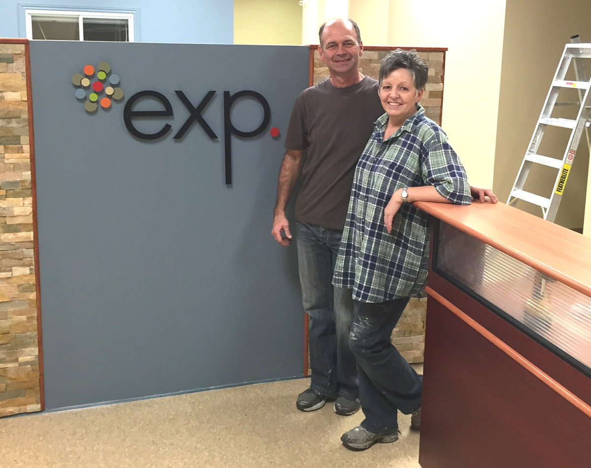 Congrats to exp's North Bay team for collaborating on their new office renovation! #expTeamwork #EmployeesThatCare