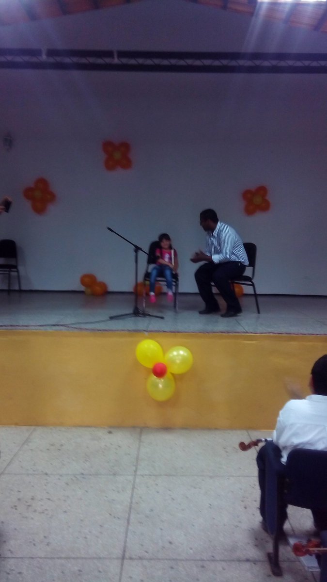 SistemStBarbara's tweet photo. ElSistemaEnNavidad @SistPun @elsistema @SistemBoqueron @SistMon https://t.co/mwGHzZsfTe