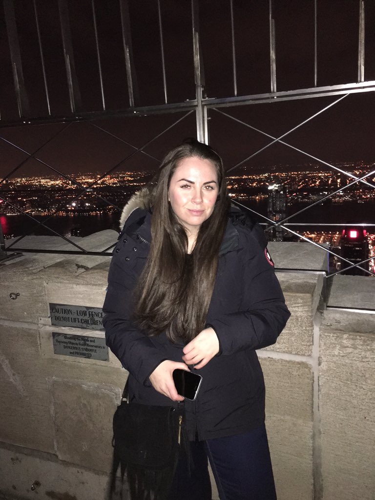 amy_lawless's tweet photo. 💵🗽💗 https://t.co/874bXOJze8
