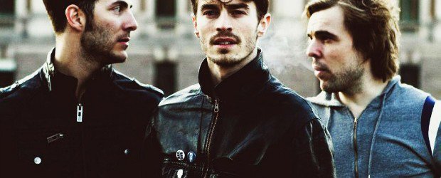Finally, we're back on the track! Read about <a href="/NewPolitics/">New Politics</a> here! (Bahasa Indonesia) ittleescape.com/2015/12/17/new… #newpunk