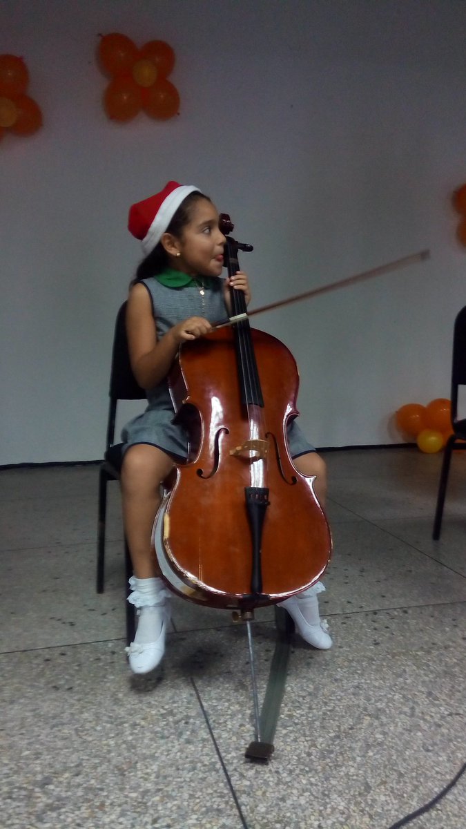 SistemStBarbara's tweet photo. #ElSistemaEnNavidad @SistPun @elsistema @SistemBoqueron @SistMon https://t.co/nOUziIc2eb
