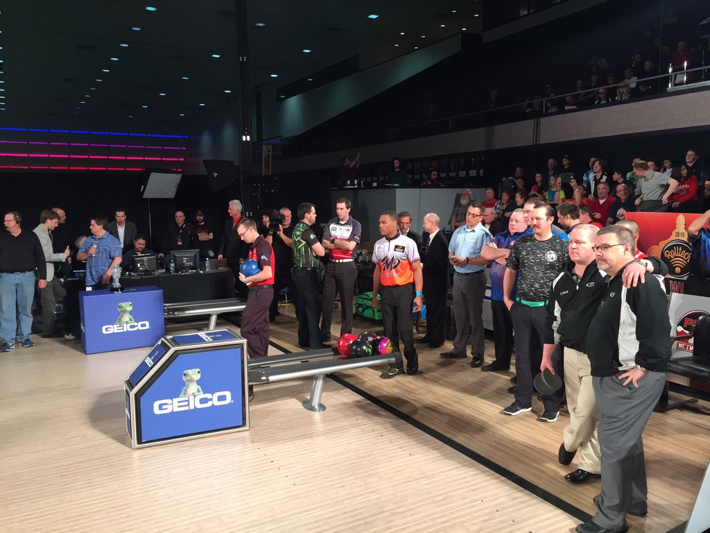 motiv bowling staff