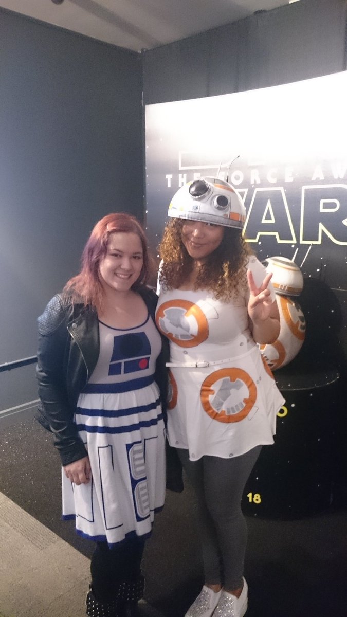 MarleysGhost's tweet photo. Met a BB-8!! #TheForceAwakensTO https://t.co/LHi1I0jROm