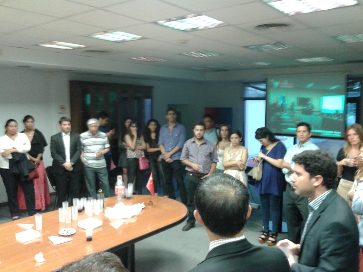 Brindis de Fin de Año. Gracias a todos por el compromiso, vamos a seguir profundizando las relaciones con China.