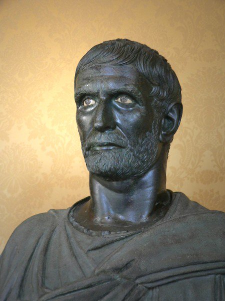 MagisterDavis1's tweet photo. This article nicely summarizes the conflict between Patricians &amp; Plebs. https://t.co/RxCwq3Ba2W @ahencyclopedia https://t.co/qxA08IeYOX