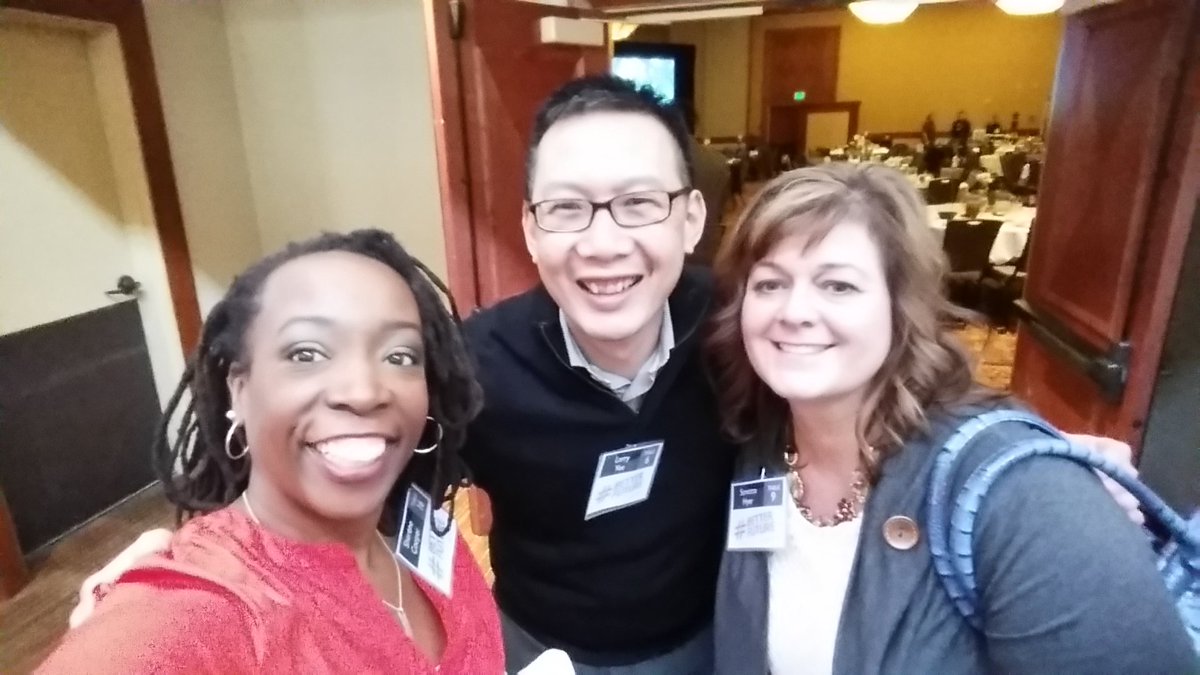 ReDesign1106's tweet photo. Two of my favorite people and the best mentors ever! @Lionakis #betterfuture2015 https://t.co/iM5vmySCcQ