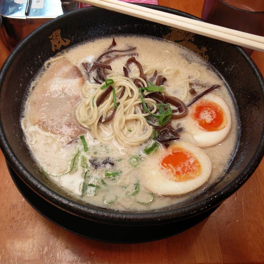 sockermunk's tweet photo. Still in #tokyo and eating some delicious #ramen https://t.co/gJL9aSc1xs https://t.co/csW7KmbEGm