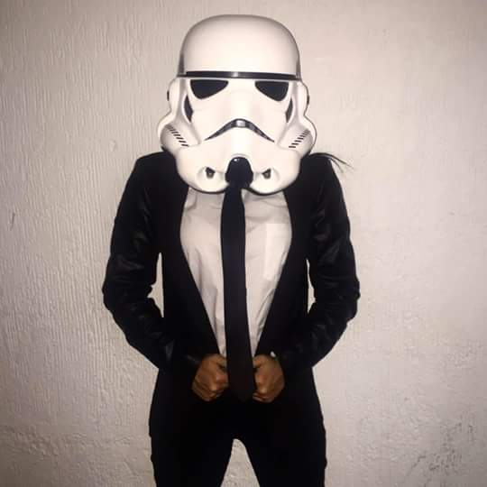 Comper voy a ver #StarWarsTheForceAwakens https://t.co/qjP1EmJLJz<a href="/tag/starwarstheforceawakens"class="tags">#StarWarsTheForceAwakens</a>