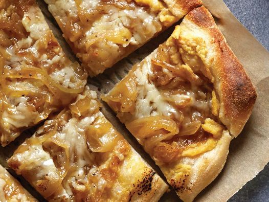 RecipesnFoodOFL's tweet photo. Gruyere Pizza with Caramel Onion.
https://t.co/13KH47JzOI
#pizzafood #appetizer #pizza #recipe https://t.co/cPxMyPXGLR