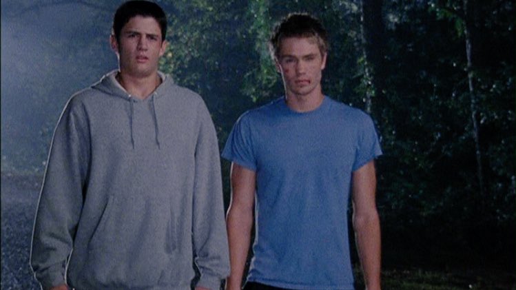 OfficialOTHpage's tweet photo. #in2003 the greatest show was created. #OneTreeHill https://t.co/4H1R86TggN