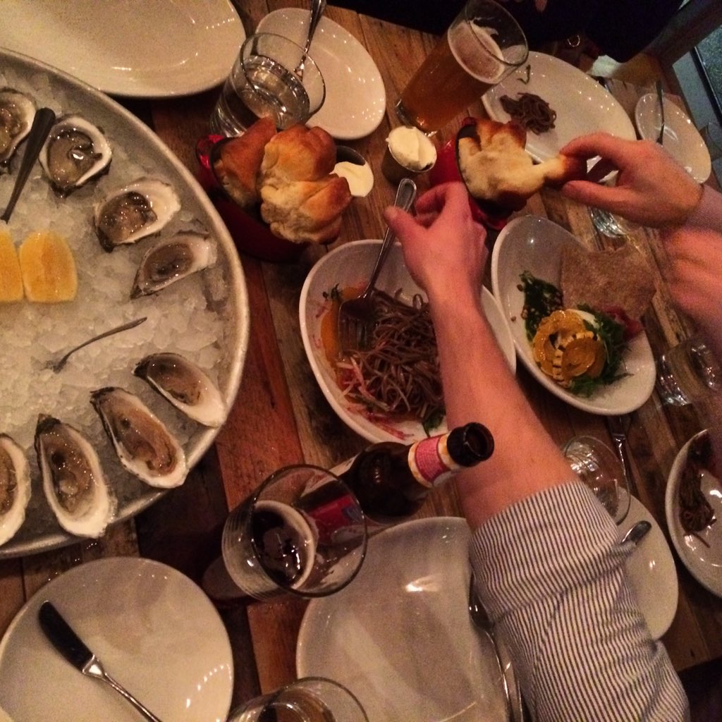 Hey now. #holiday company party <a href="/commnwlth/">Commonwealth</a> #kendall #cambridge #oystertime #partytime #bostonchefs