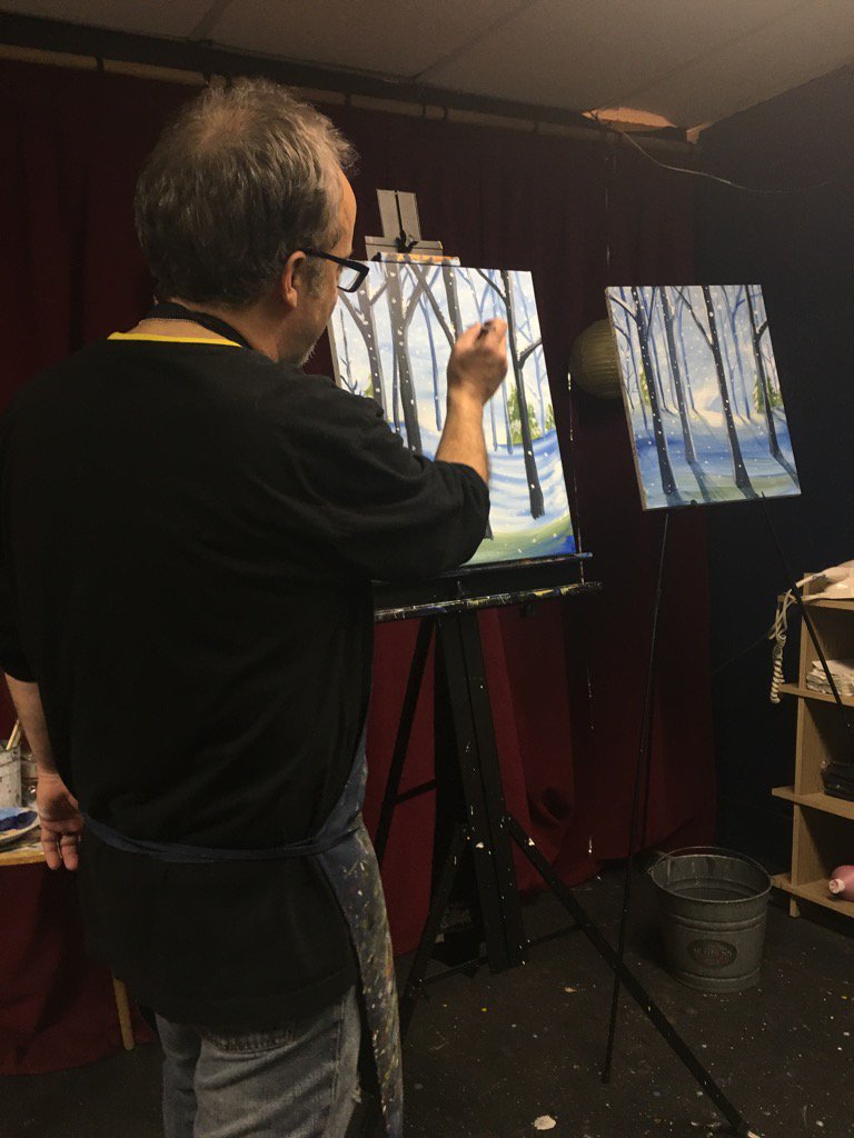 PaintandPourA2's tweet image. John rocked his class! Sign up for a class and come witness it for yourself! #ppa2 #dinsernation