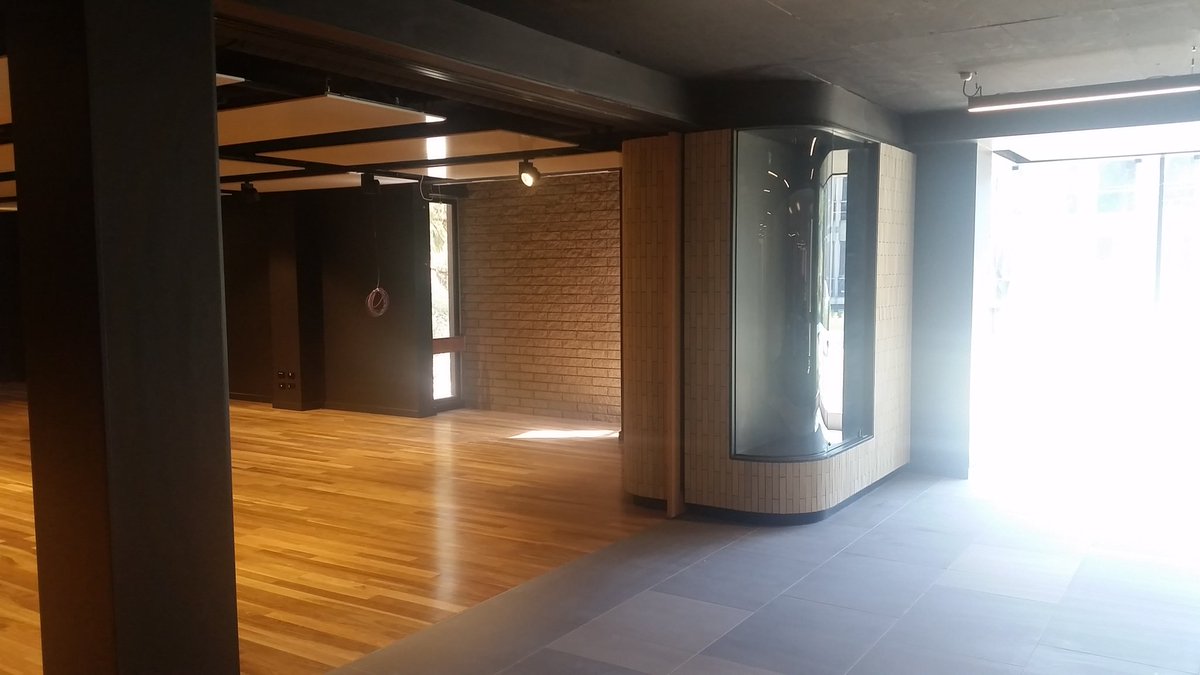 misskokolib's tweet photo. Getting a tour around #Mathesonlib refurb. Looking amazing! @monashunilib https://t.co/RKDGP4BeeY